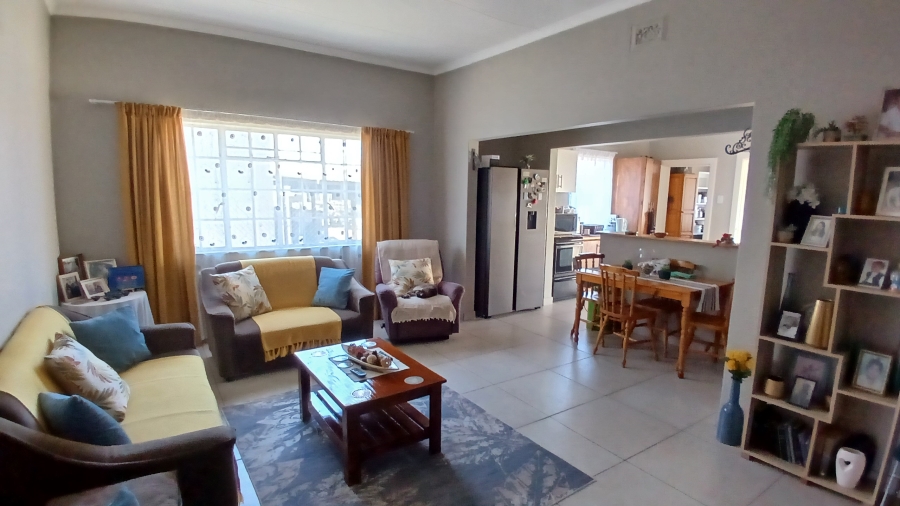 To Let 3 Bedroom Property for Rent in Sydenham Eastern Cape